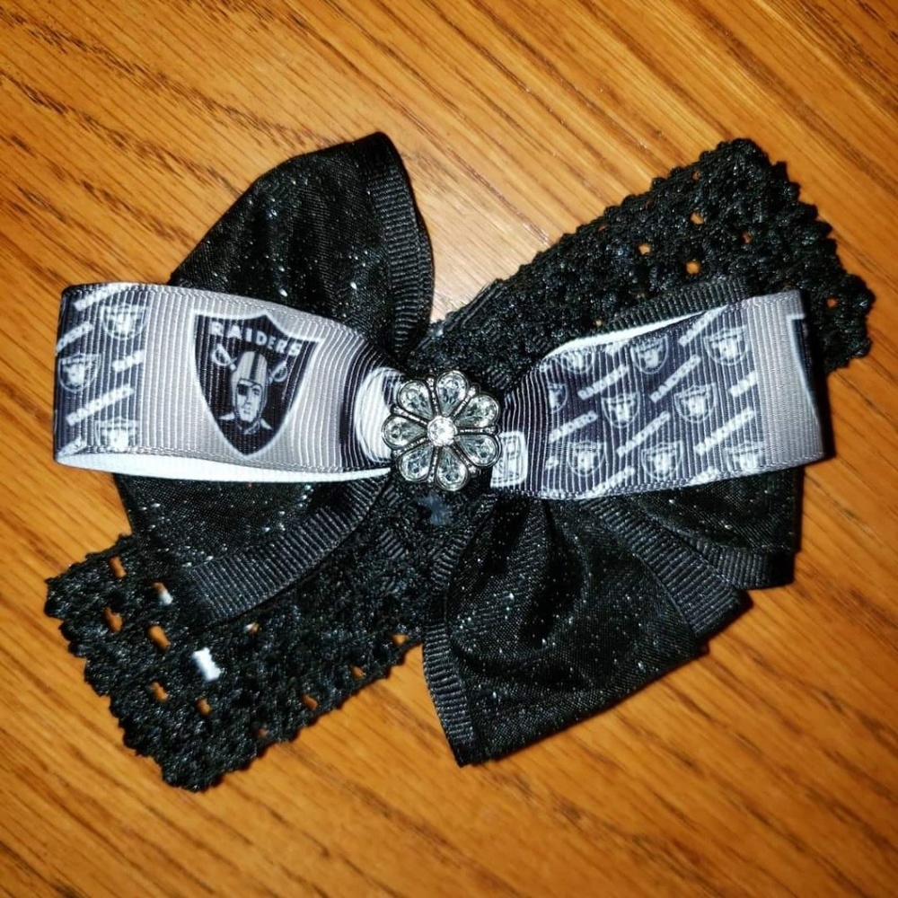 Mommy and me bows